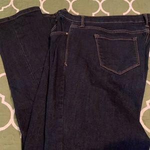 Crown and Ivy Straight Leg Jean. 20W
